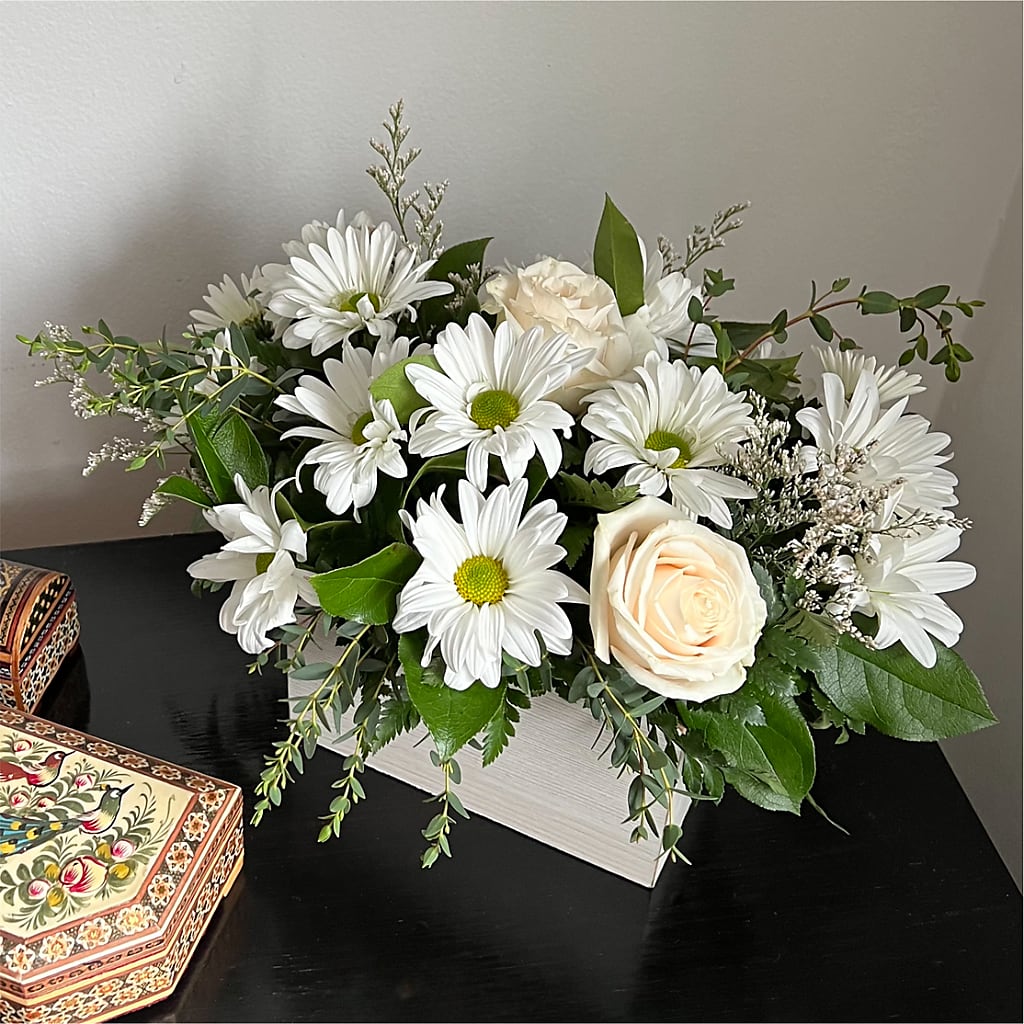 Fresh Linen Box Bouquet – A Floral Gallery, Clayton MO