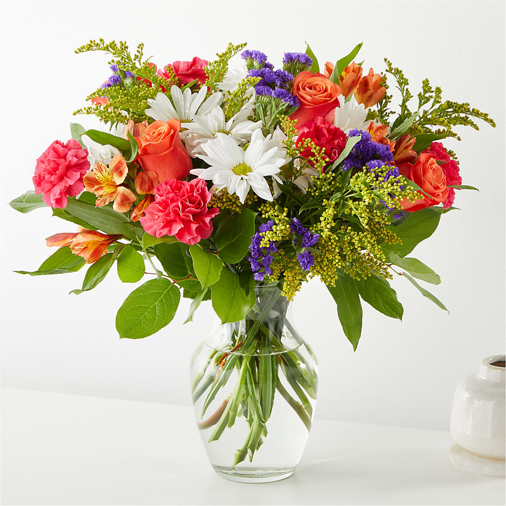 Oopsie Daisy Bouquet – A Floral Gallery, Clayton MO