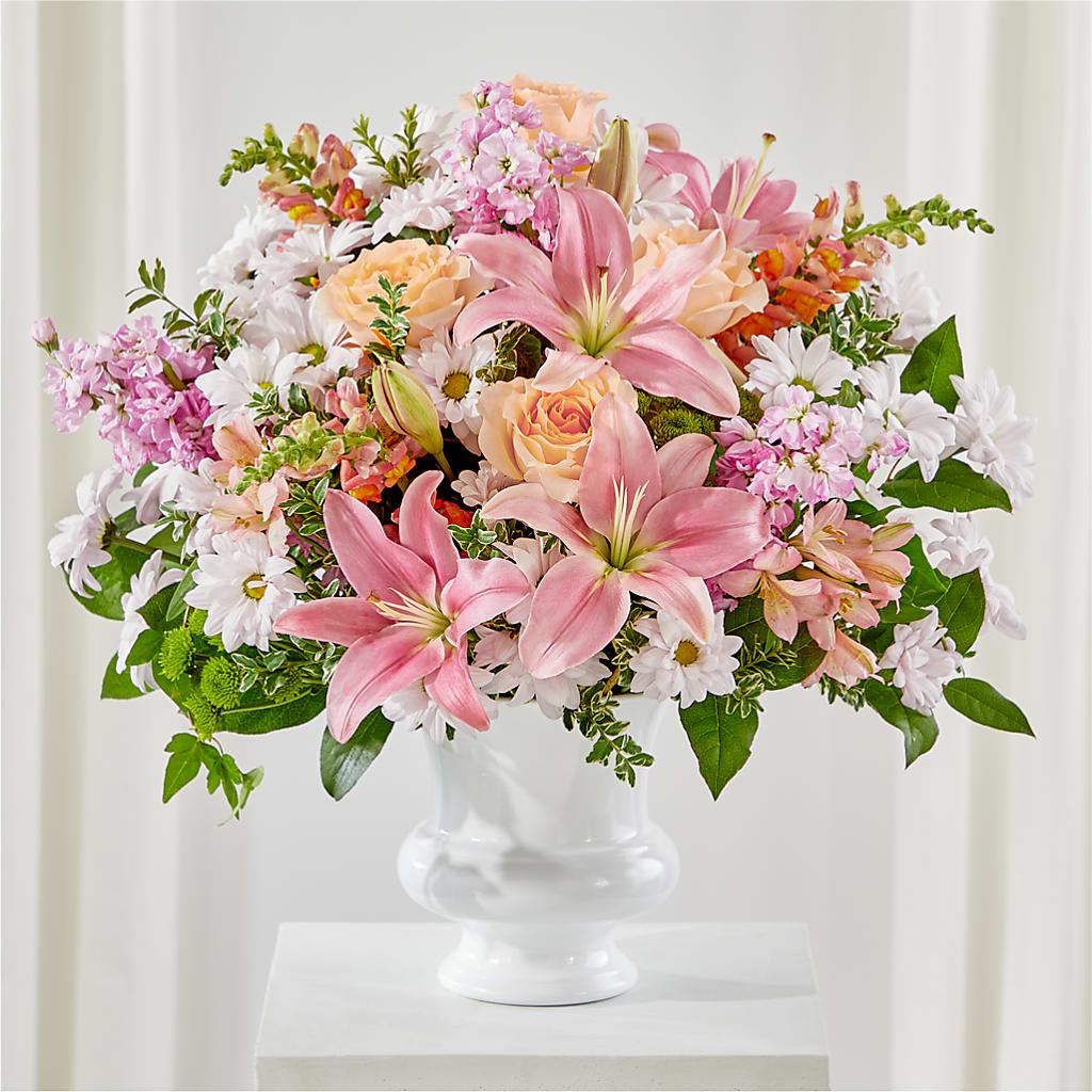 Heartfelt Gesture Urn Arrangement – A Floral Gallery, Clayton MO