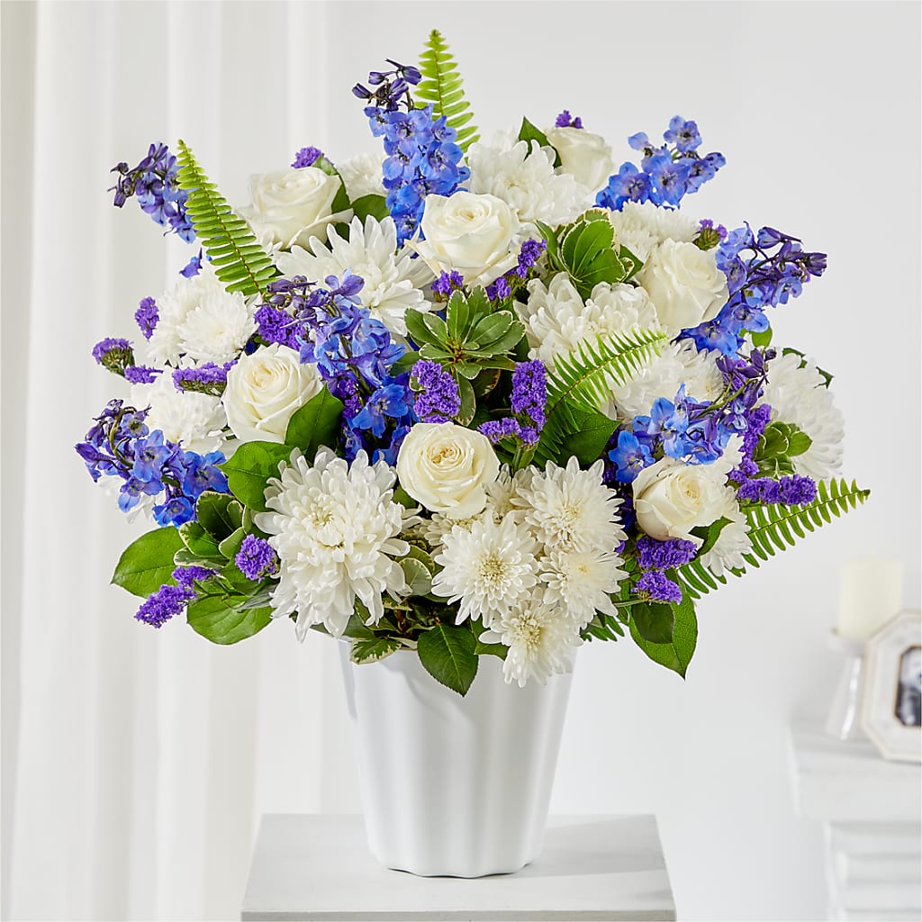 Hold Dear Tabletop Basket – A Floral Gallery, Clayton MO