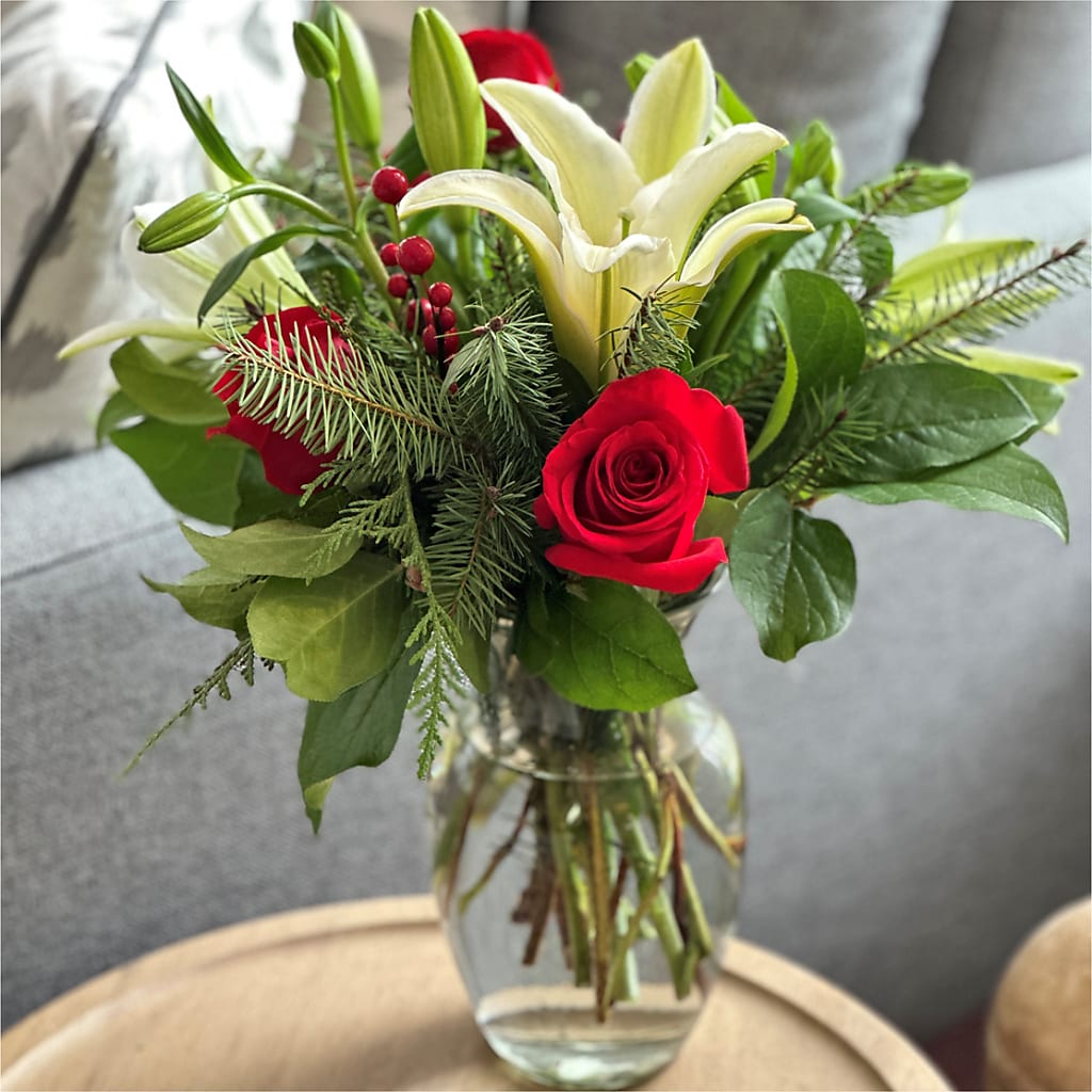 Sparkling Snowflakes Bouquet –  A Floral Gallery, Clayton MO