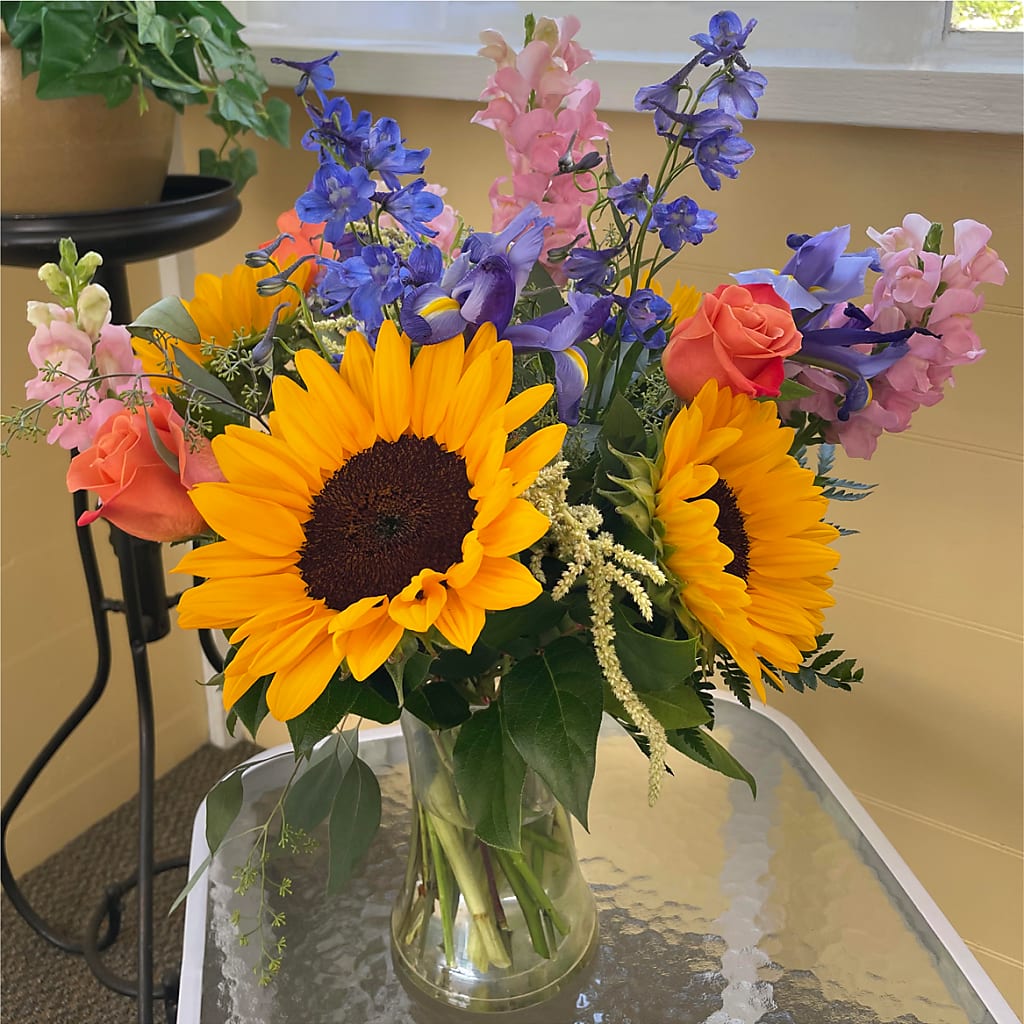 Rays of Life Bouquet –  A Floral Gallery, Clayton MO