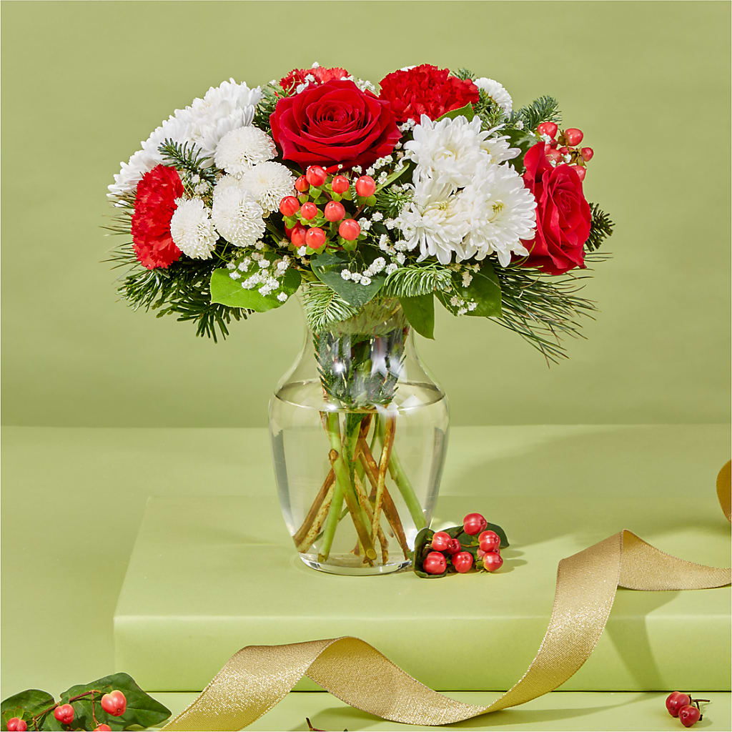 Chance of Flurries Bouquet –  A Floral Gallery, Clayton MO